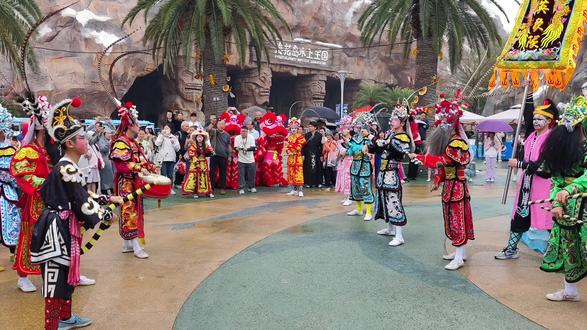 今日演出现场非常震撼 今晚我们海花岛美食街不见不散#胜利英歌队 #海花岛#非遗