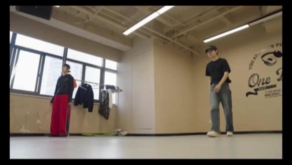 #蒋敦豪 蒋敦豪是一个超级超级无敌棒的小孩。又看到了不一样的你,真的很棒。我们dun真的很努力很真诚很善良,希望你的好能被更多人看到。🫰🫰🫰🫰🫰🫰🫰🫰🫰🫰