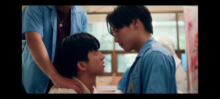 两个老大就这样萌之,每日一问:我们舒肤佳官配呢?#surfjava #爱的魔力转圈圈 #泰剧九座庙