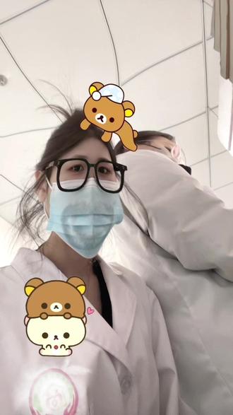 小张护士 我怎么没在医院见过你呀#护士