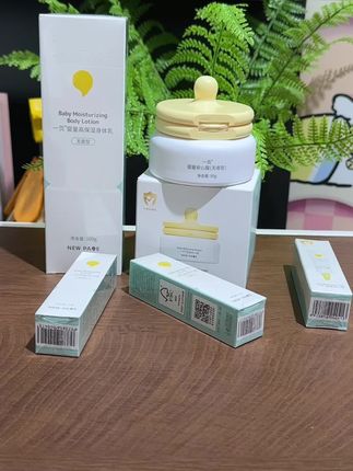 家里有宝宝的,一定要给宝宝试试#一页儿童面霜,真的太好用了,特别宝宝小脸容易干红的,一定要备上#宝宝面霜家里有宝宝的,一定要给宝宝试试#一页儿童面 霜,真的太好用了,特别宝宝小脸容易干红的,一定要备上#宝宝面霜