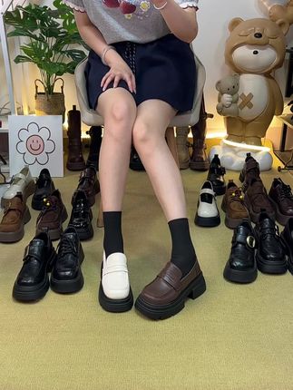 #爱了爱了 #女鞋穿搭 #上脚舒适 #jk日常穿搭
