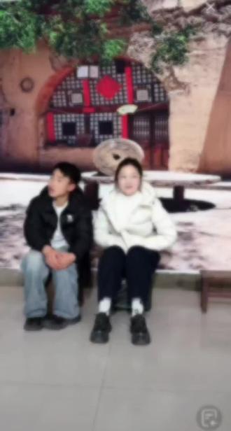 兄弟蜂🐝业一家人和睦的很,