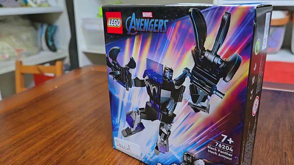 拼装时候的专注力#乐高 #黑豹机甲