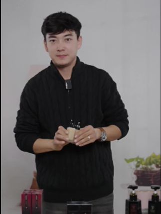 #yilinaz 粉底液