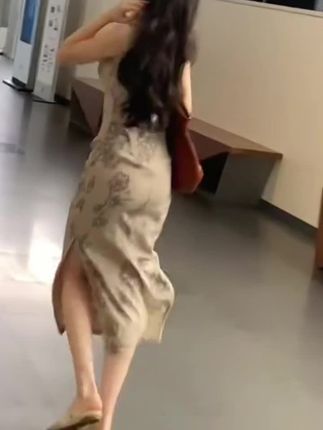 旗袍#每日穿搭女装 #每日穿搭每日 #高级感穿搭 #女生黑连衣裙 #新中式国风裙合集