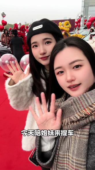 做奔驰的车主也太幸福了吧!140周年生日会现场氛围太好了!#奔驰140年#我和奔驰的故事#迎新春共奔驰#来给你的奔驰过生日@奔驰江西华宏星