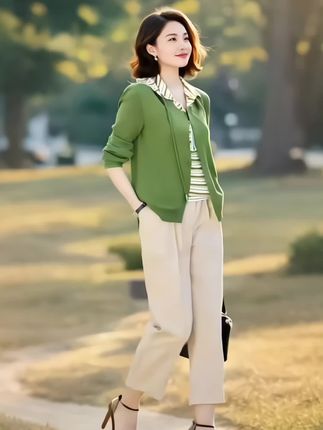 #时尚气质穿搭#谁穿谁好看系列 #洋气小衫 #秋季穿搭#时尚休闲穿搭