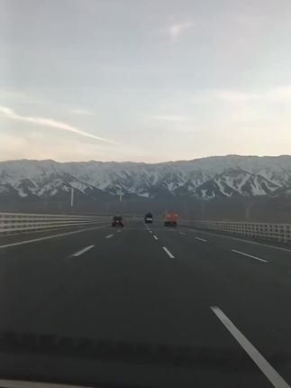 بەخىت شۇنچىلىك ئاددىى-كۈلسەڭ كۈلسەم، كۈلسەم كۈلسەڭ تەڭ كۈلسەك، 😍