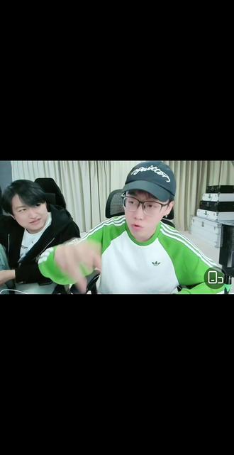 雨的粉条
#孙良轩 #陈泽#黑白#东北雨姐