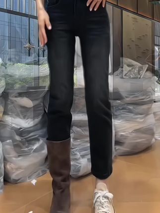 #新款牛仔裤 #显瘦显高显腿长 #百搭裤子