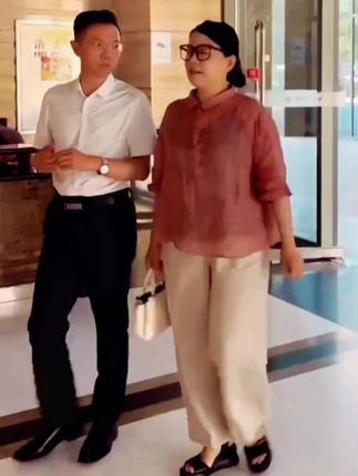 李律给姐姐阿姨们带来了#木耳#东北秋木耳#木耳炒肉 肉厚无根无沙#老人小孩都爱吃