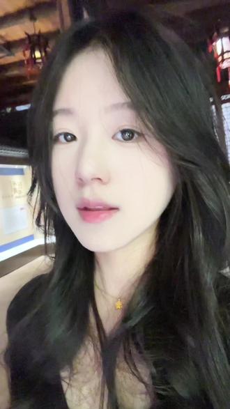 #抗氧 的权威我后知后觉…#女大爱用 #好皮肤 #逆袭 #rnw水光精华