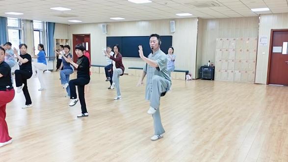 25太极拳玉女穿梭参考#太极 王冰#养生