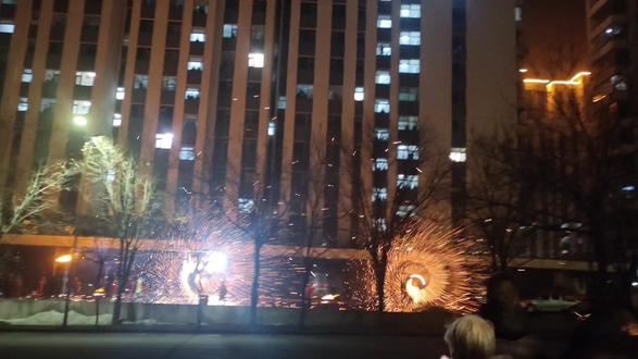 #黎城#元宵节#打铁花
“铁树银花落,万点星辰开”
祝大家元宵节快乐……