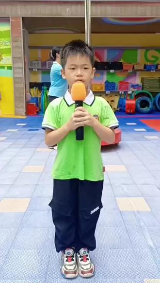 我是小小安全宣传员《珍爱生命,预防溺水》
希望所有小朋友都能成为小小安全宣传员,预防溺水,从我做起哦!🌻#幼儿园演讲视频 #最棒的小男孩