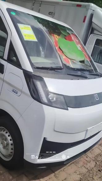 吉利远程V7E,有多种电池选择,适用于多种用车场景,不管是城市配送、平台,物流,快递,社区团购,商铺老板都很适用,有需要的老板可以私信我