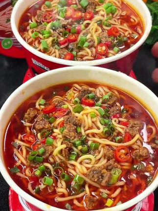 #红烧牛肉面 #桶装方便面 #速食美食 #方便面 #超便宜超划算