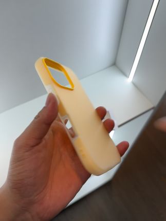 看看这个果冻壳!#超便宜超划算 #数码科技 #强烈推荐 #iphone手机壳推荐 #这个手机壳真的长在我心巴上了
