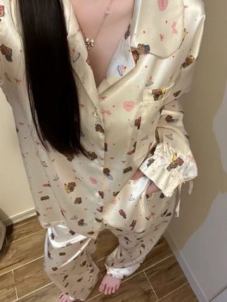 今天的睡衣有点可爱#睡衣控 #舒适家居服 #居家服 #秋季微胖穿搭测评 #孟子义芭比粉版莎士比哑