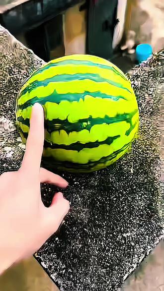娶图:抖音搜【神图定制小程序】进入输4435🉑🉐图 #动态壁纸 #壁纸 #锁屏壁纸 #手机锁屏 #手机壁纸展示