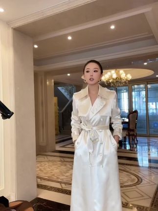 裁一2025新品缎面重工长款风衣25-108#高级感穿搭 #优雅气质 #新衣服可以治愈各种不开心 #风衣穿搭 #精致穿搭