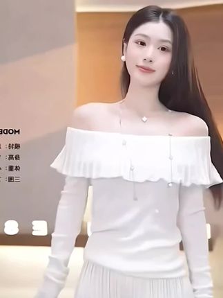 韩女轻法式高密高支一字肩百褶元素毛衣上衣+阔腿裙裤温柔风套装#优雅气质 #休闲套装 #洋气减龄 #谁穿谁好看系列 @DOU+小助手 @DOU+好生意