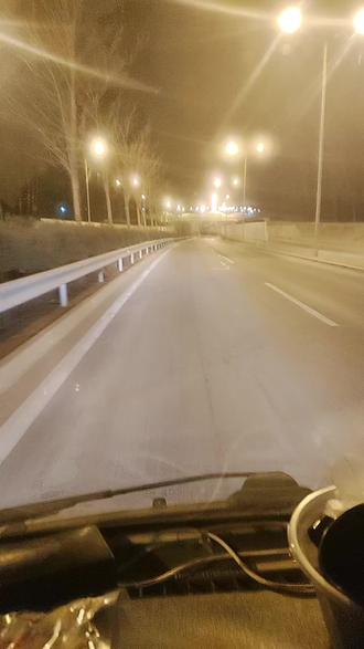 #夜间行车安全 。细细的品,句句是真理。