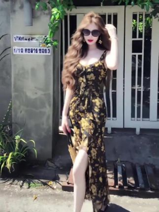 MARIE.COCO法式复古气质碎花荷叶边设计感连衣裙女吊带中长款裙子