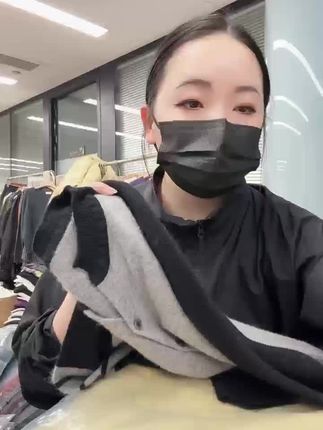 米蓝家名殿袖笼条纹拼色开衫#女装工厂 #开衫