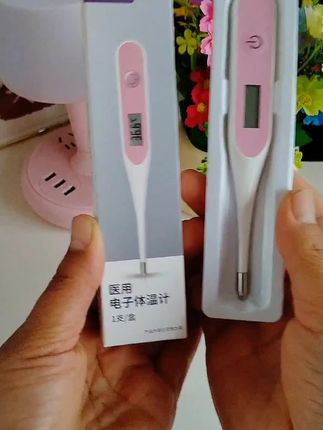 家里有孩子的都得备一款体温计这款掌护医用电子体温计用起来太方便了#不用甩的电子体温计#体温计的使用方法 #体温计与温度