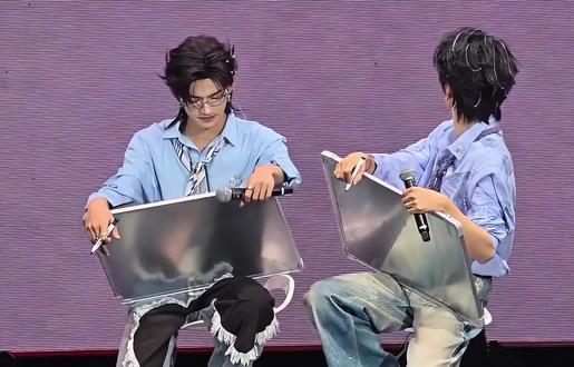 云旗出门必带的三样东西~