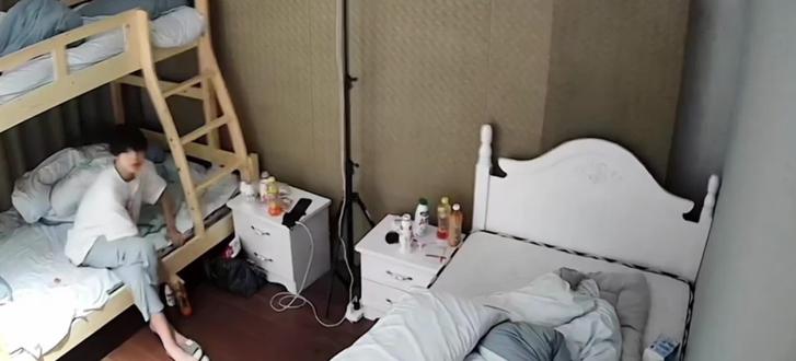 很喜欢一句话:“永远热爱群像 一群人の故事似乎比一个人の故事更有魅力 生动の从来不是一个人 而是一群人”#群像 #tf家族四代小星星组 #左奇函张函瑞 #王橹杰陈思罕 #高能名场面