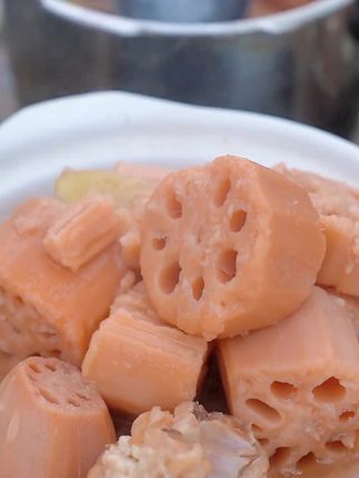 今年正宗洪湖粉藕上市啦,粉糯鲜甜,煲汤汤鲜味美,真的超好吃超满足#快来一起尝个鲜 #洪湖莲藕 #美食 #好吃不贵经济实惠 #洪湖粉藕