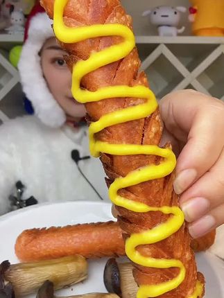 就是好吃太酥脆了 #淀粉肠 #街边淀粉肠 #好吃