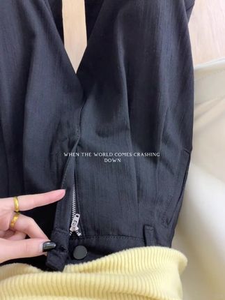 一眼惊艳!!这质感这版型我一整个爱住了!! #秋冬基础款打底合集 #晒晒我的秋日穿搭 #梨形学姐ootd #百搭神裤 #今日穿搭look