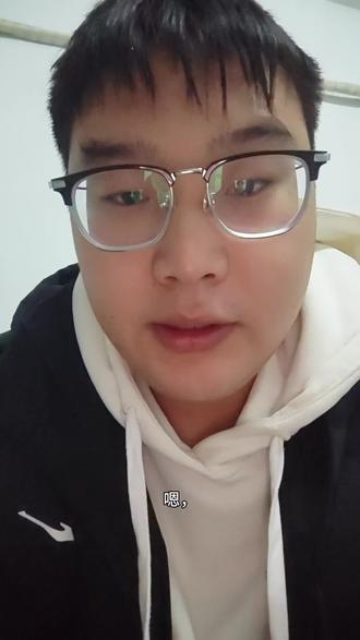 ai漫剧先自己做锻炼自信 还是先接单呢#即梦 #ai创