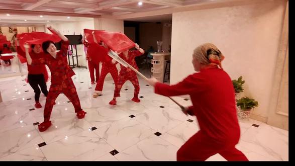 大年初一在家也能舞狮子🦁快乐