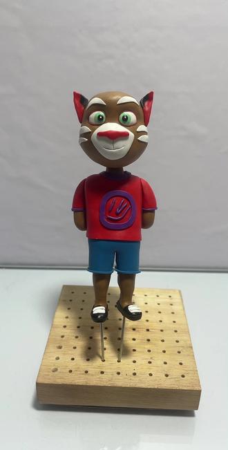 #手工创意泥人,汤姆猫,用软陶泥捏出各种各样形状不同的人物,这个快乐谁懂呀