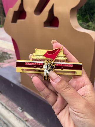 这就是外国人永远理解不了的,独属于中国人的浪漫,这一刻如果信仰有颜色,那一定是中国红!#致敬 #爱国 #中国红 #五星红旗#九一八勿忘国耻
