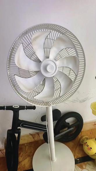 教你怎么拆洗这种款的风扇
#网卡驱动