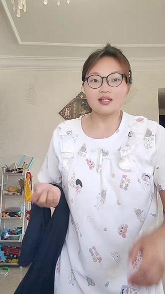 粉丝不够一千不能挂链接?教你冷门方法 很多新手姐妹都以为
必须粉丝满一千才可以挂载商品链接
其实根本不用受千粉门槛限制
原来粉丝不过千
也可以正常挂橱窗链接引流变现
很多人都被平台规则给误导了
小号零基础、粉丝量少
同样能够上架商品,引流出单
不用涨粉囤流量,不用苦苦等待
今天把这个小众冷门的实操方法分享给大家
#短视频干货 #新手做抖音 #低粉变现 #抖音隐藏技巧#粉丝不过千挂链接