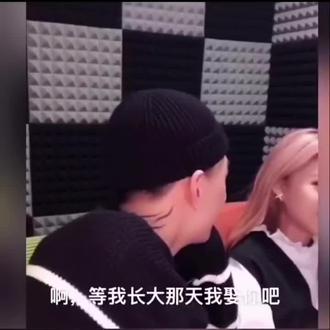 权姒界
#褒姒#任权#褒姒任权#任权褒姒#权姒界
