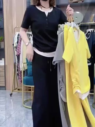 #早秋高智感职场穿搭 #谁穿谁好看 #时尚穿搭 #休闲套装 #高级感穿搭 @DOU+小助手 2025春夏季新款时尚显瘦气质网红女百搭宽松大码短袖假两件套装潮