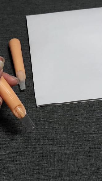 修一个T型甲
#溧水美甲 #溧水美甲推荐 #美甲教程 #美甲教程让更多人学会美甲 #修甲型