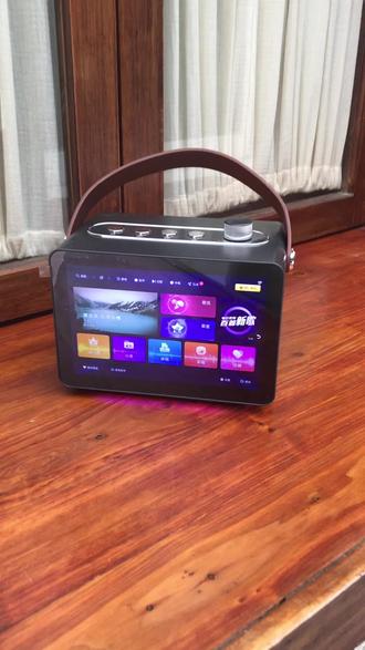 家里老人喜欢的智能音箱#老人#父母礼物 #纽曼kk19 #智能音箱#家庭k歌一体机 #娱乐设备 #唱歌一体机