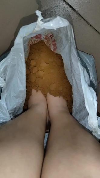 #脚气 #泥巴 #脚气脚趾缝糜烂 #脚气脚臭 #脚气反复
退退退——脚气