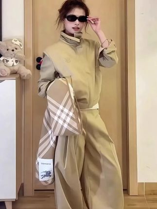 #高级感穿搭 #今日穿搭 #简约穿搭 #慵懒风穿搭 #雷雷之衣