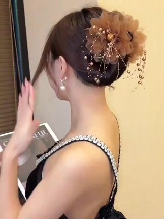#发饰#抓夹#美出高级感 #简单好看发型 #盘发