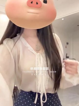 #韩系穿搭 #秋天变时髦就从韩系穿搭开始 #纯欲天花板 #每天解锁一款穿搭新皮肤 #被秋日氛围感穿搭拿捏了
